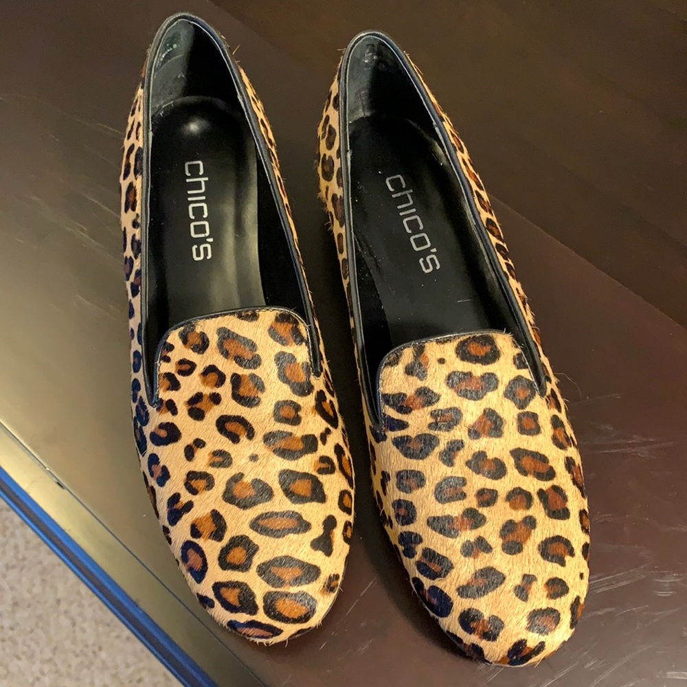 Leopard loafers. Never worn outside. Size 8M